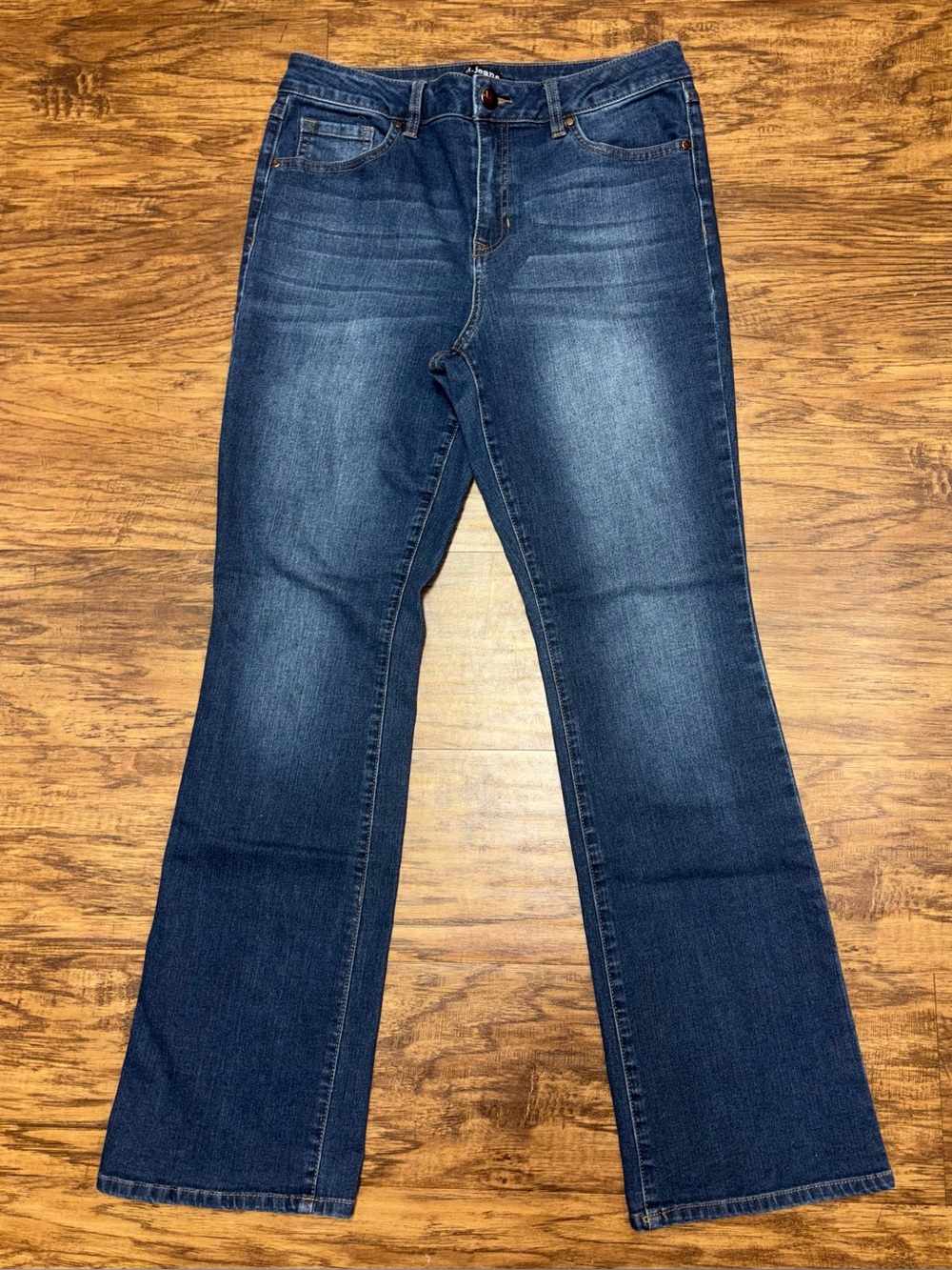 D. Jeans High Rise Bootcut Jeans Size 10